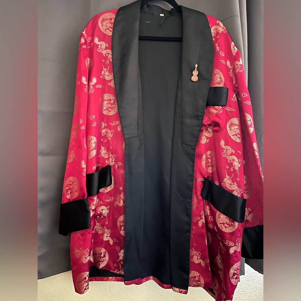 Vintage red and black Chinese dragon smoking robe